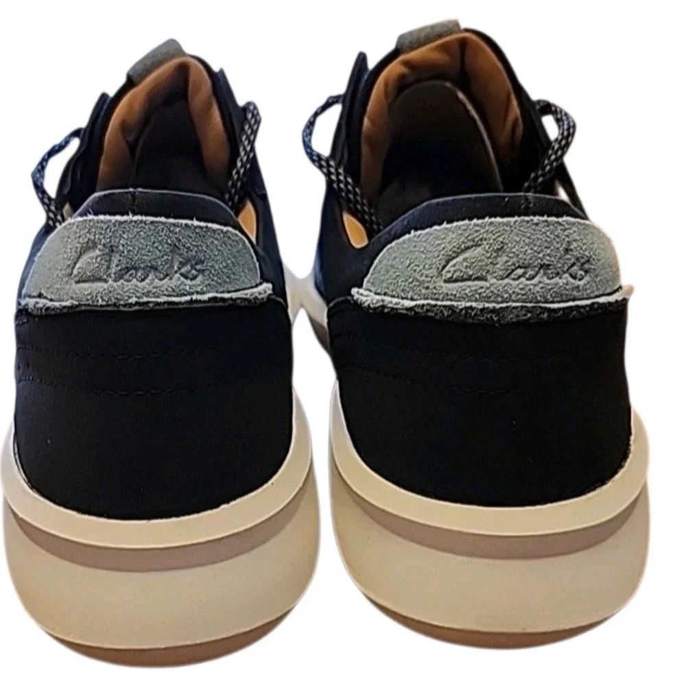 Clarks Women's Un Rio Sprint Sneaker Navy Nubuck Marine‎ Size 7.5 NEW